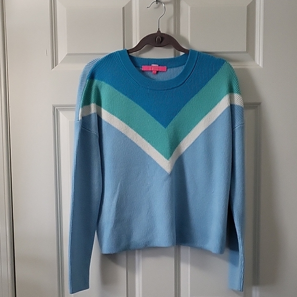 Lilly Pulitzer Sweaters - Lilly Pulitzer Crew Neck Blue & Teal Sweater with a Chevron Design Sz Small